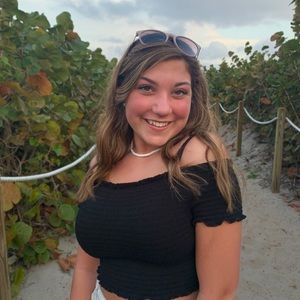 Meet your Posher, Anna